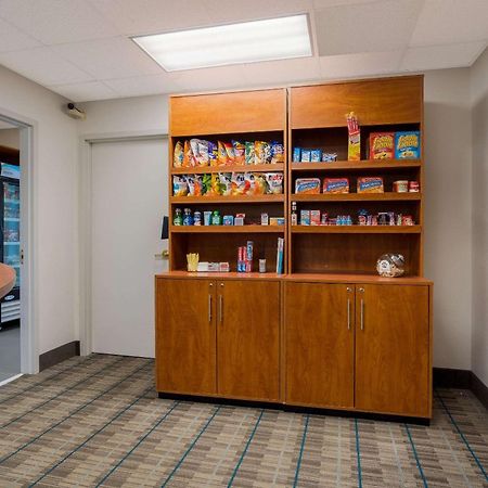 Mainstay Suites Wilmington - University Area Экстерьер фото
