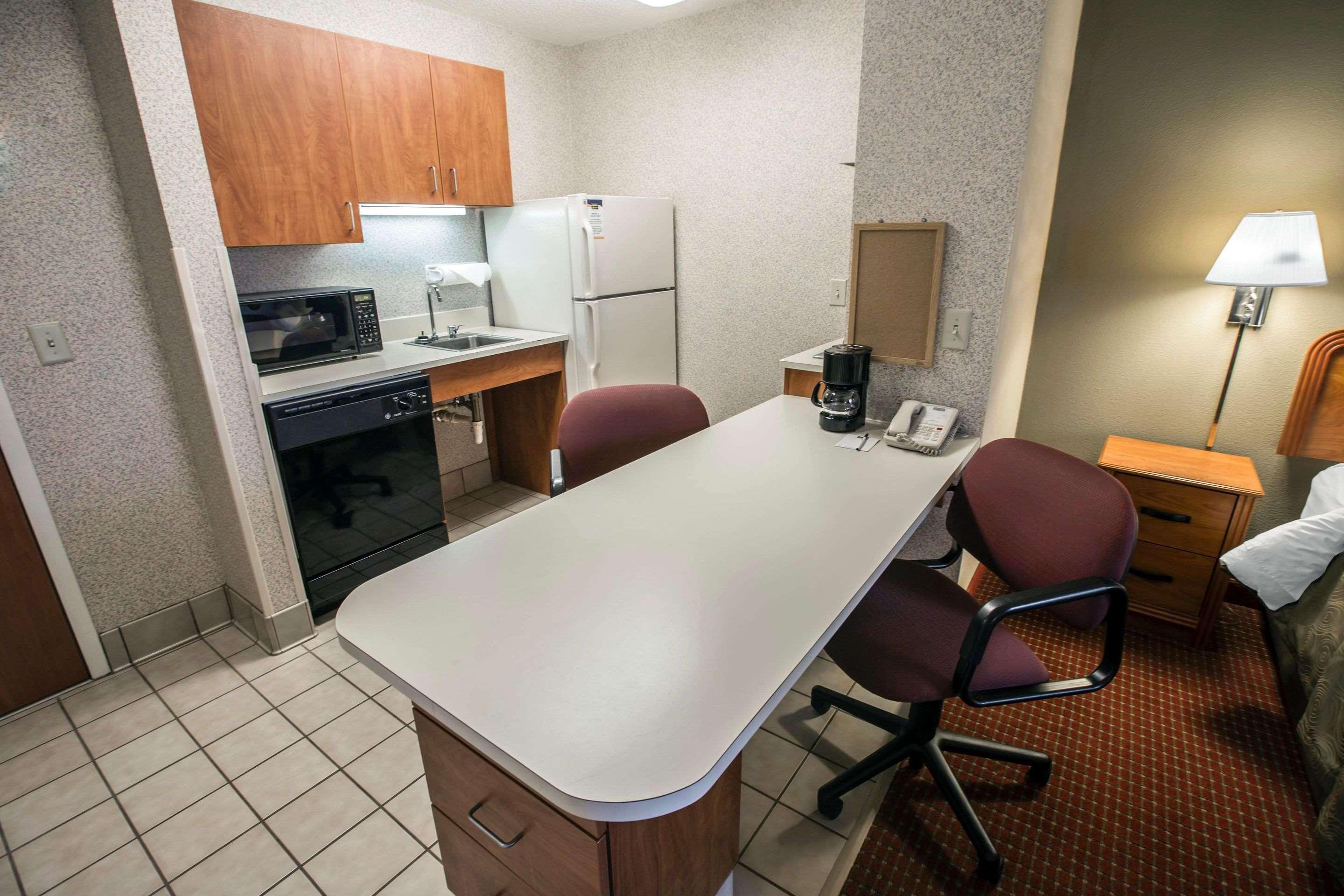 Mainstay Suites Wilmington - University Area Экстерьер фото