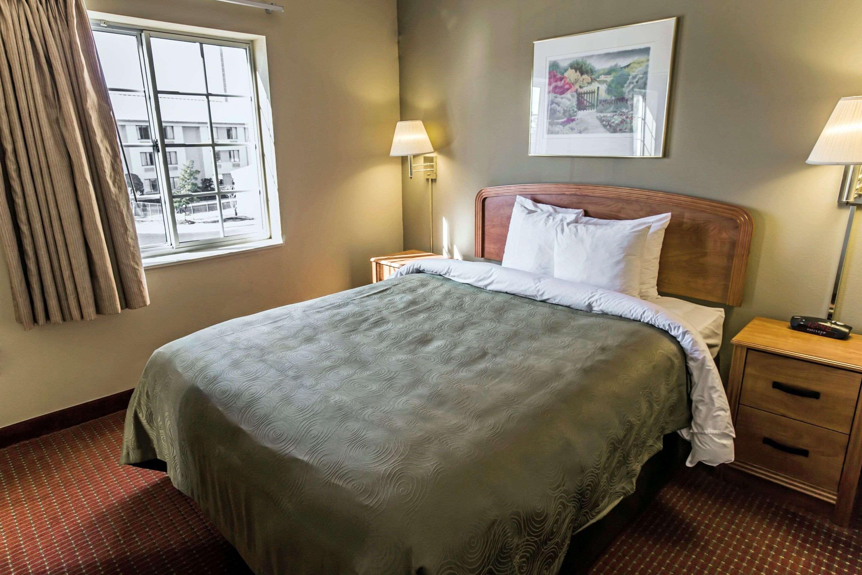 Mainstay Suites Wilmington - University Area Экстерьер фото