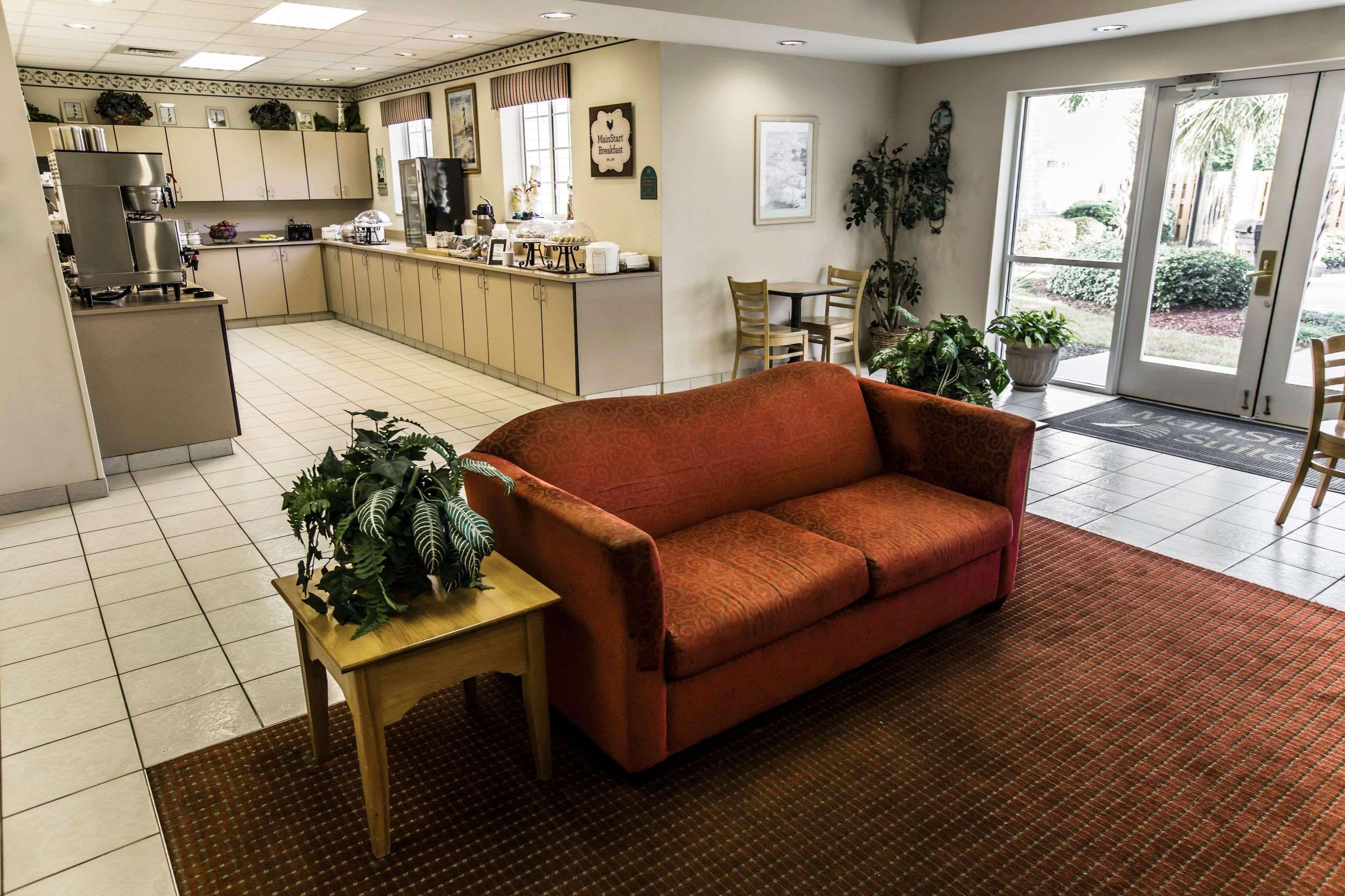 Mainstay Suites Wilmington - University Area Экстерьер фото