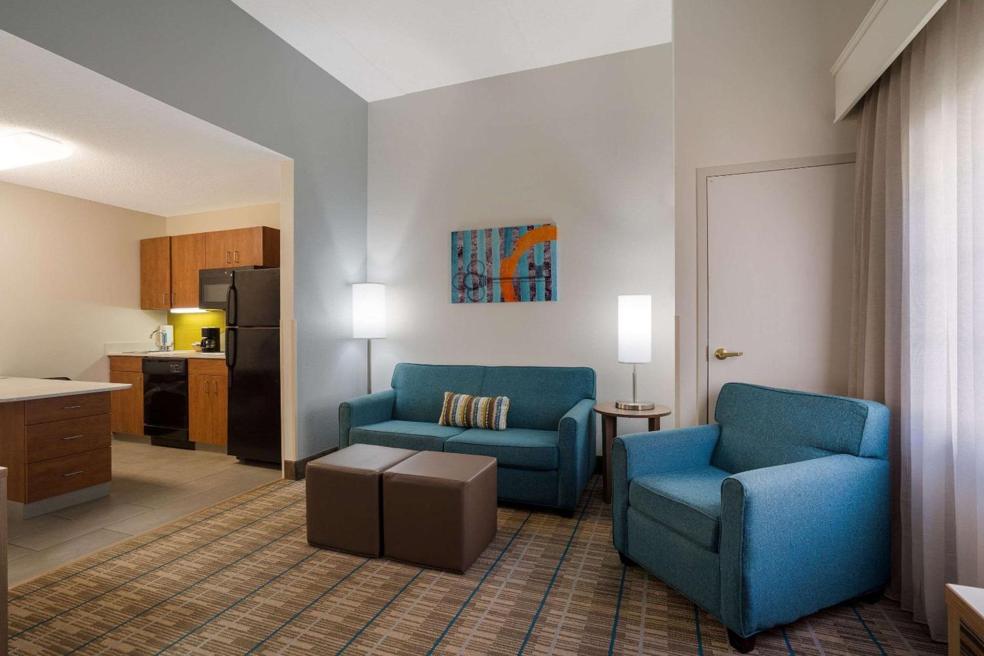 Mainstay Suites Wilmington - University Area Экстерьер фото