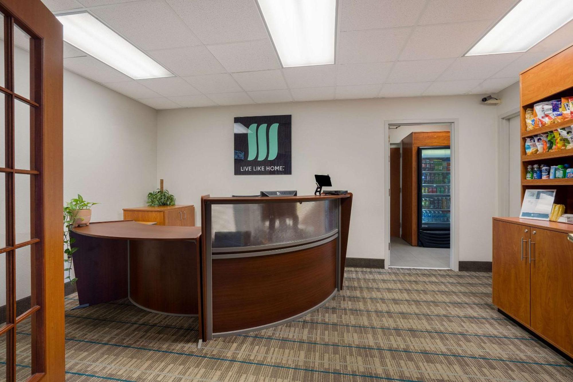 Mainstay Suites Wilmington - University Area Экстерьер фото